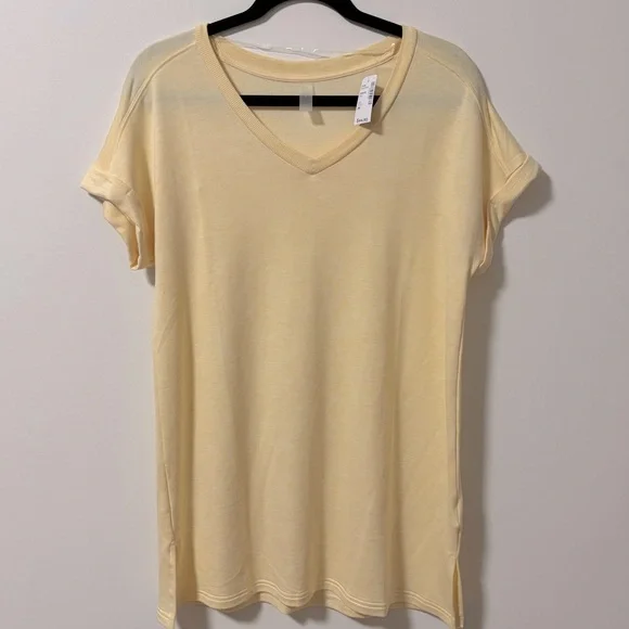 NWT HYBA (M) Tunic Ultra-Soft Activewear Stretch Rolled Sleeves Yellow - Medium - Picture 8 of 9